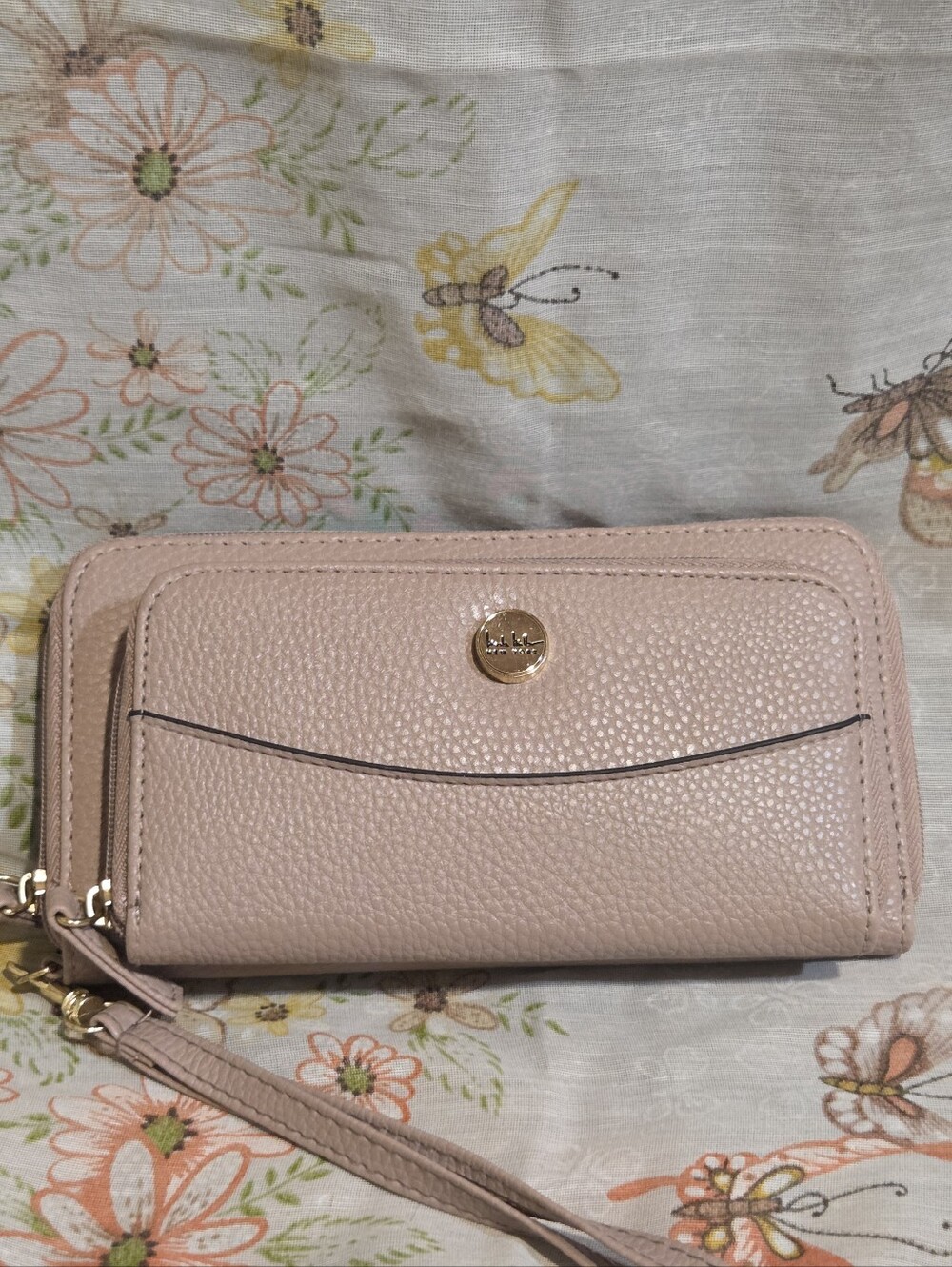 Nicole Miller New York Dusty Pink Pebbled Leather Minimalist Double Zip Wristlet